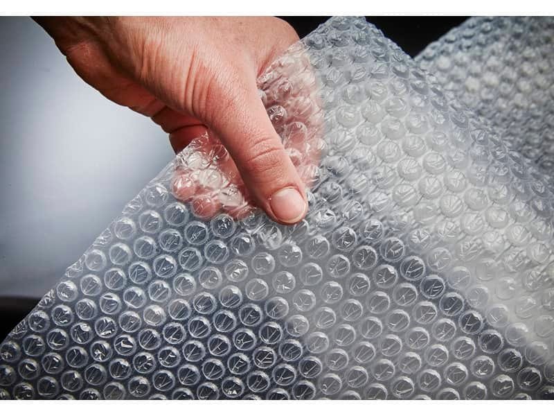 Materiale di protezione AirCap© Bobina a bolle d’aria pretagliato in fogli 30×50 cm. Neutro – 100883932