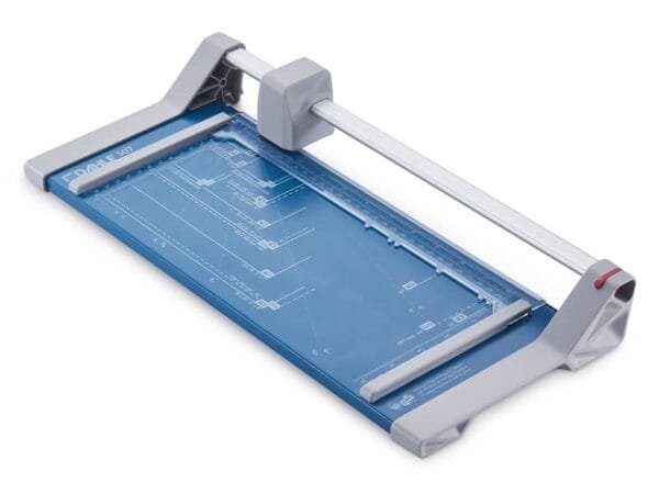 Taglierina a rullo Dahle Hobby pressino automatico max 8 fogli - luce 320-0,8 mm blu R000507