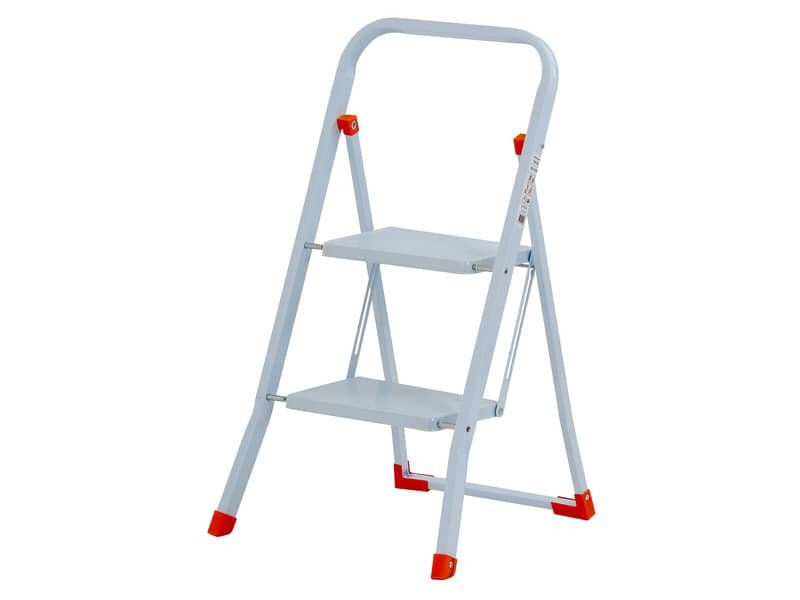 Sgabello in acciaio Sempreutile bianco Gierre 2 gradini – 0,48×0,52xH.0,84 m B0050