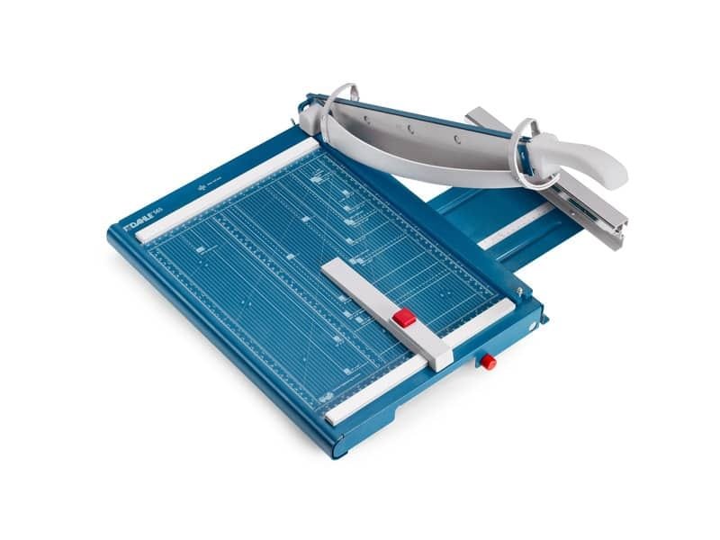 Taglierina a leva Dahle con pressino automatico blu luce 390-4 mm R000565